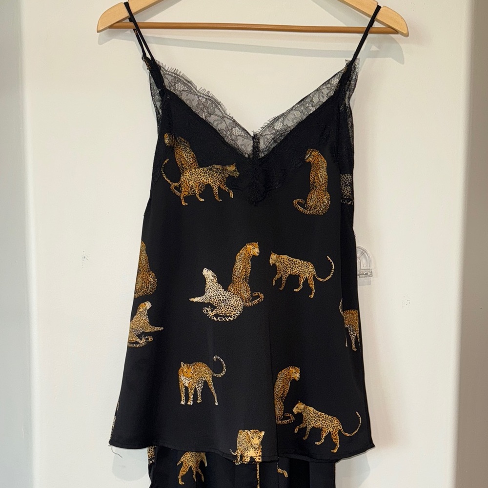 Q2 Black and Gold Leopard Chemise